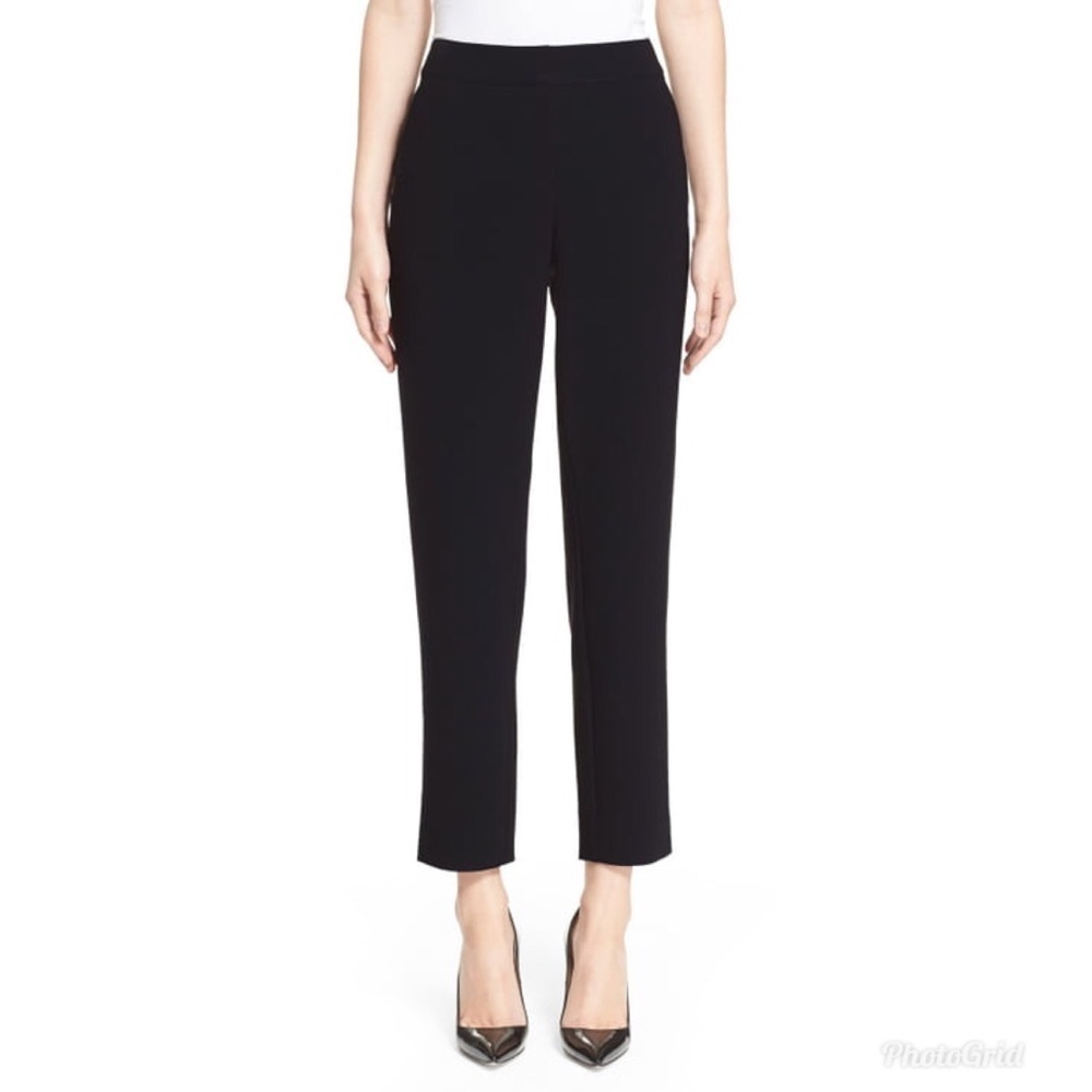 St. John SoCa Black Ponte Knit Cropped Ankle Pant